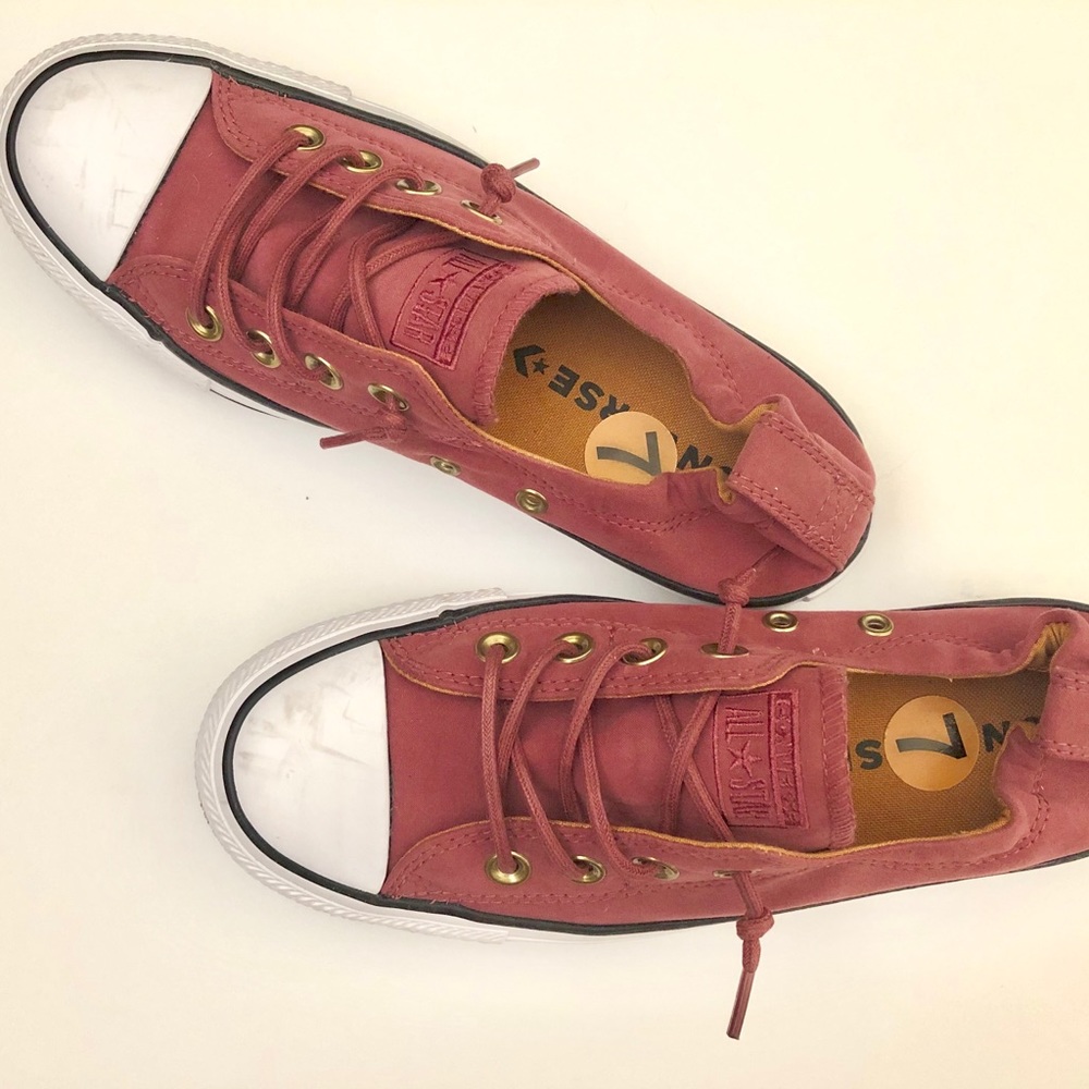 Women’s elastic converse